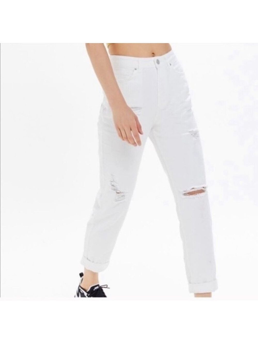 Bdg Urban Outfitters White Destroyed Mom Jeans Size 27
